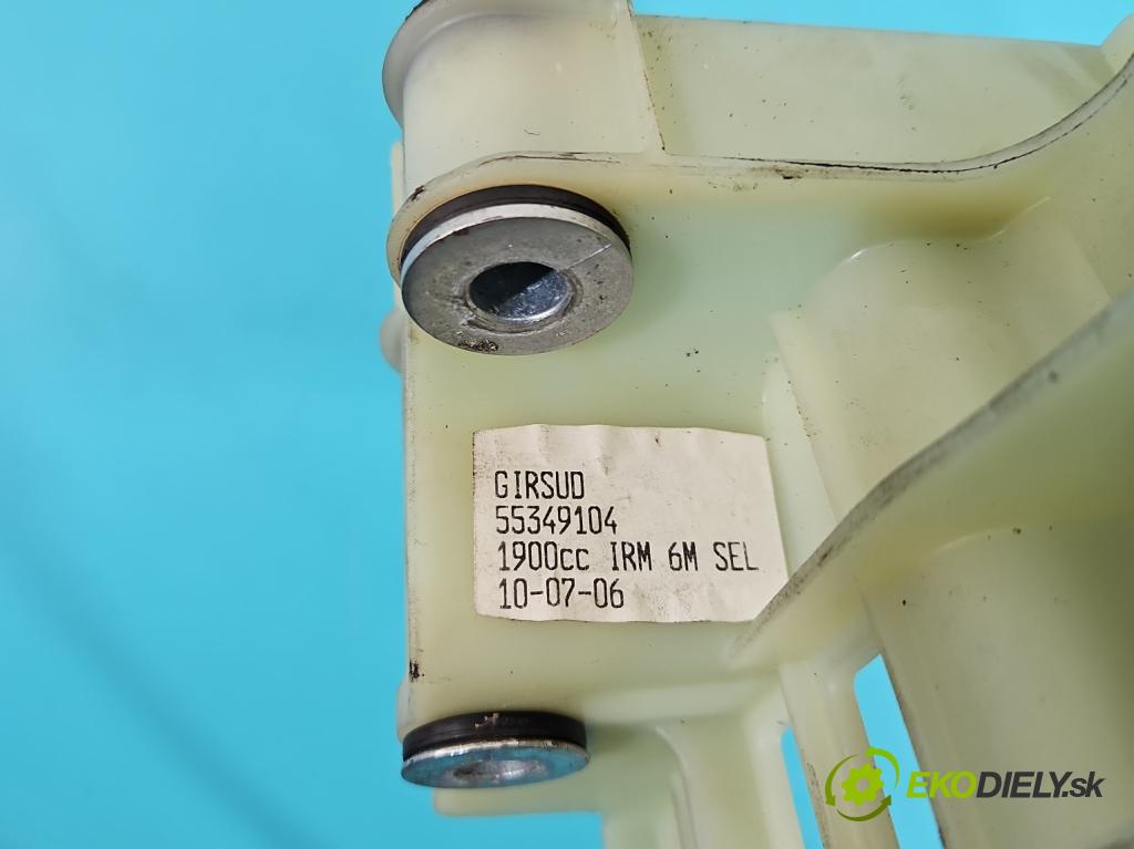 Fiat Croma II 2005-2010 1.9 jtd 150 HP manual 110 kW 1910 cm3 5- Páka: Změny: stupeň,rýchlosť 55349104 (Rýchlostná páka (kulisa))