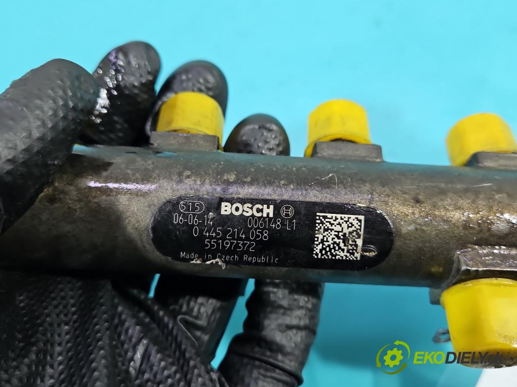 Fiat Croma II 2005-2010 1.9 jtd 150 HP manual 110 kW 1910 cm3 5- lišta vstrekovacia 0445214058 (Vstrekovacia lišta)