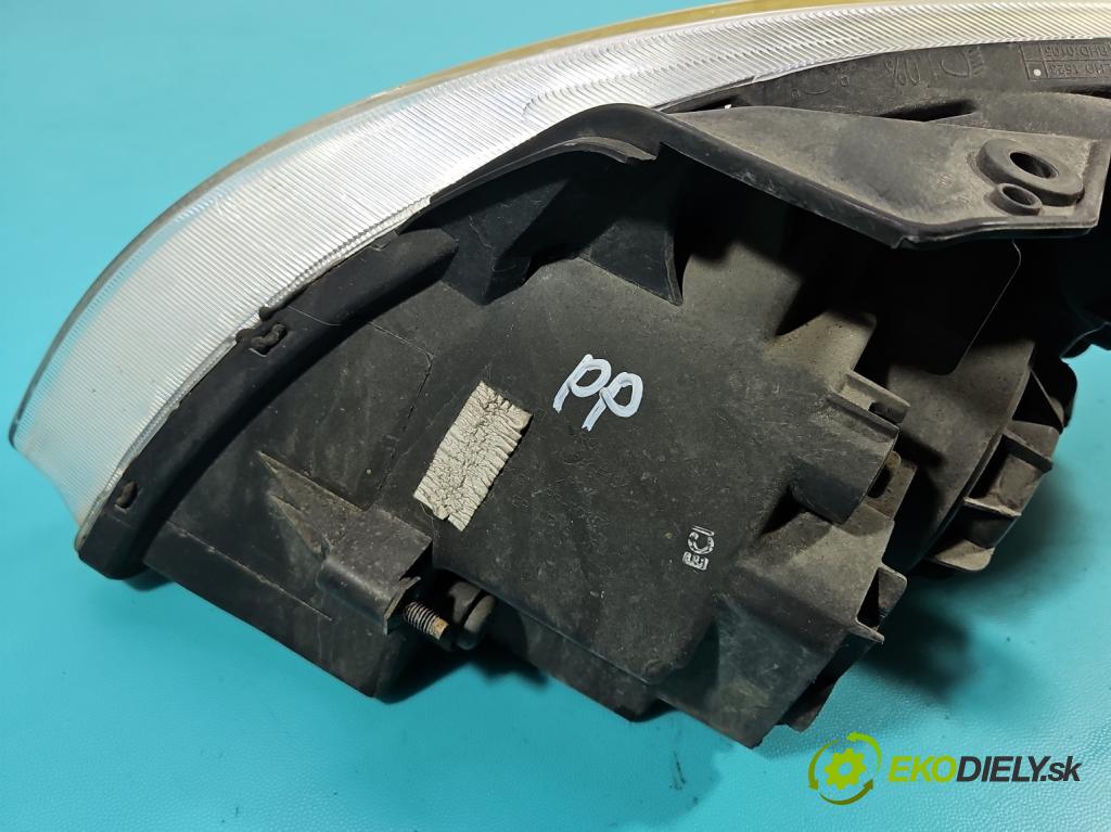 Kia Rio II 2005-2011 1.4 16V 75 HP manual 55 kW 1399 cm3 5- Reflektor: pravý  (Svetlo predné pravé)