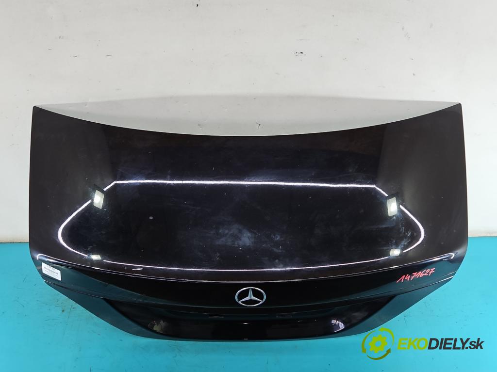 Mercedes CLS II C218 2010-2018 4.7 V8 (278922) 408KM automatic 300 kW 4663 cm3 4- zadna kufor  (Kapota zadná (kufor))