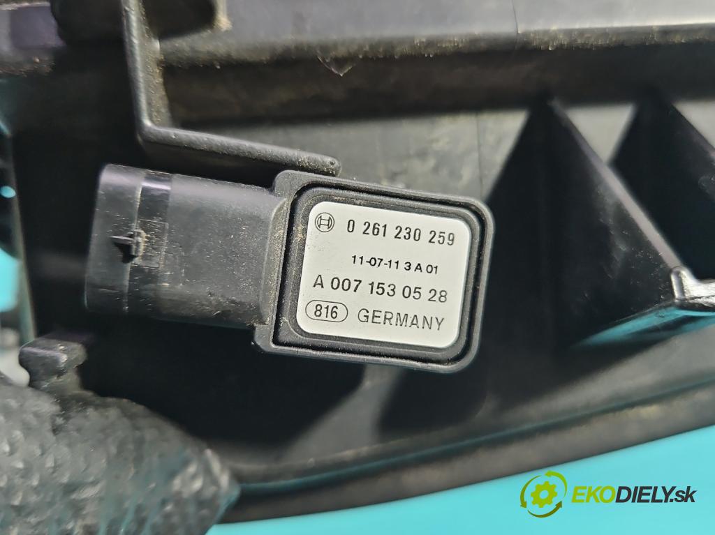 Mercedes CLS II C218 2010-2018 4.7 V8 (278922) 408KM automatic 300 kW 4663 cm3 4- obal filtra vzduchu A2780900101 (Obal vzduchového filtra)