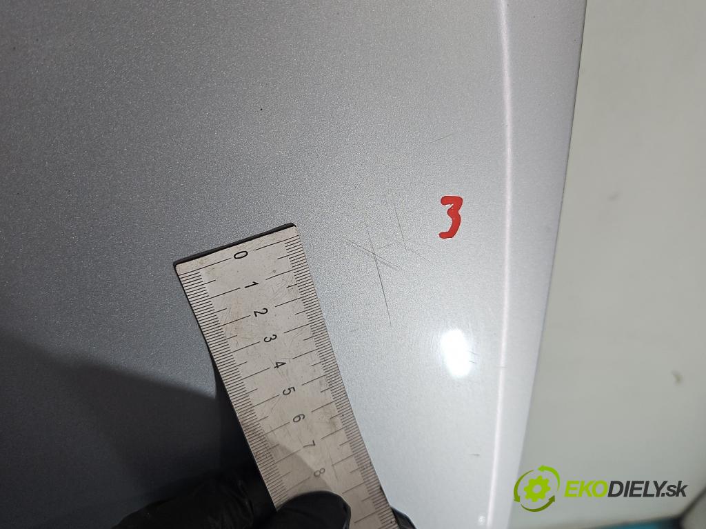 Nissan Almera N16 2000-2006 1.5 16V 90 HP manual 66 kW 1498 cm3 4- kapota predná