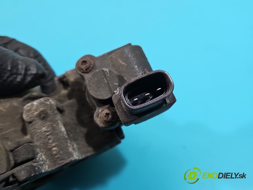 Toyota Corolla E11 1997-2002 1.4 vvti 97KM manual 71 kW 1398 cm3 3- klapka 2270-22050 (Škrtiaca klapka)