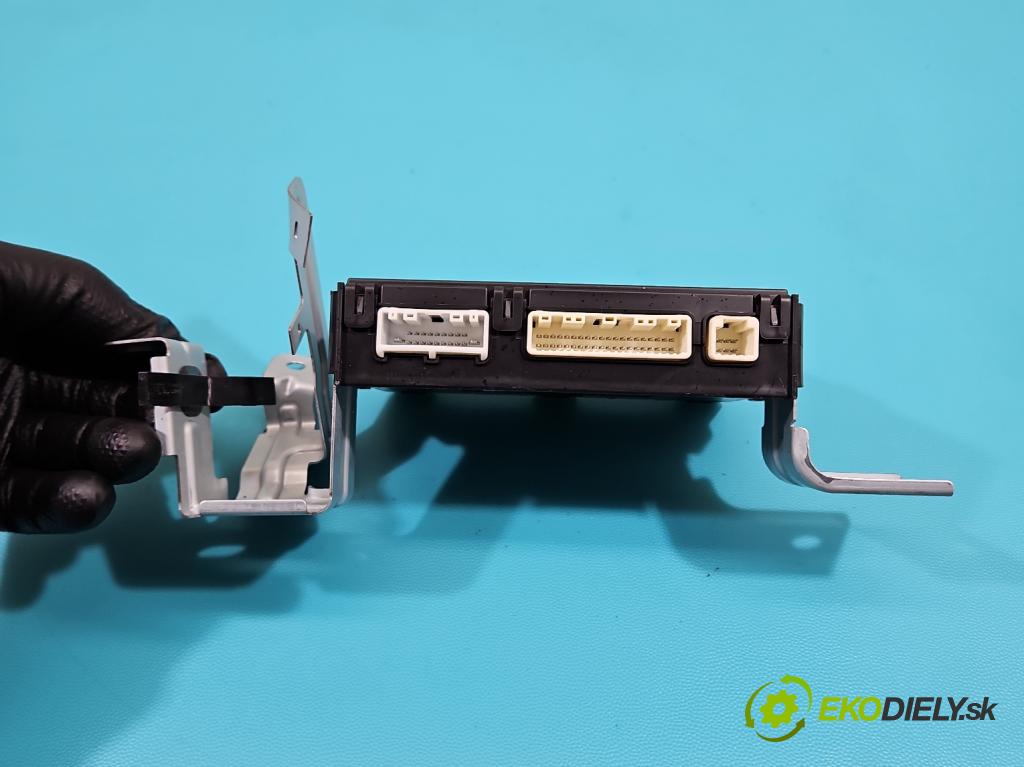 Suzuki Vitara II 2015- 1.4 T 129 HP automatic 95 kW 1373 cm3 5- riadiaca jednotka ostatné 37171-86RE0