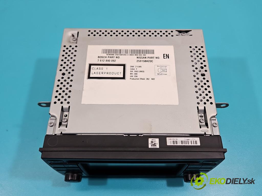 Nissan Qashqai I J10 2006-2013 2.0 dci 150 HP manual 110 kW 1995 cm3 5- Radio originál 7612890092