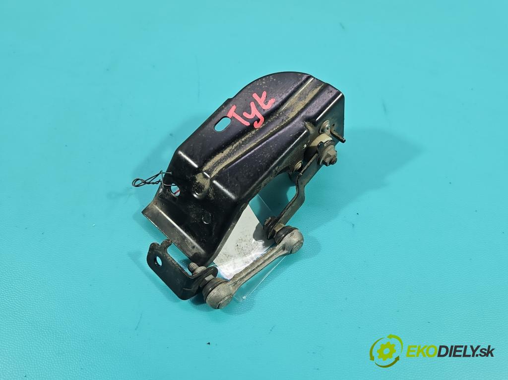 Suzuki Vitara II 2015- 1.4 T 129 HP automatic 95 kW 1373 cm3 5- snímač nastavenia xenon B194704-1 (Snímač)