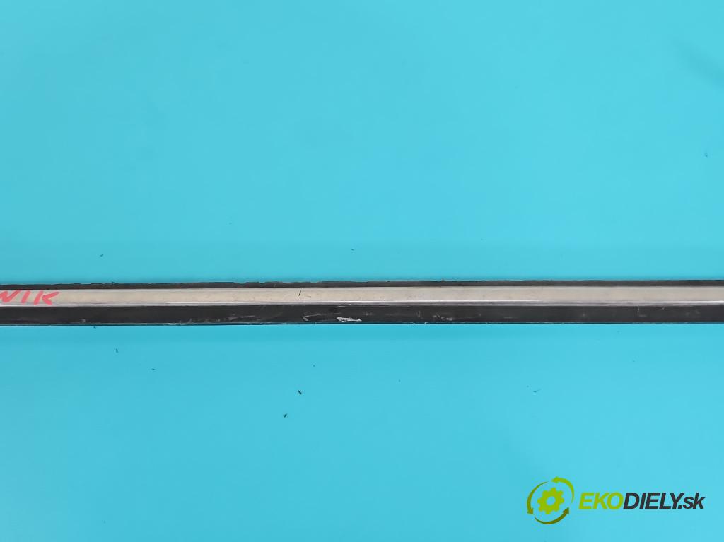 Mercedes 123 2.0d 60 HP manual 44 kW 1988 cm3 4- lišta dvere predné ľavé