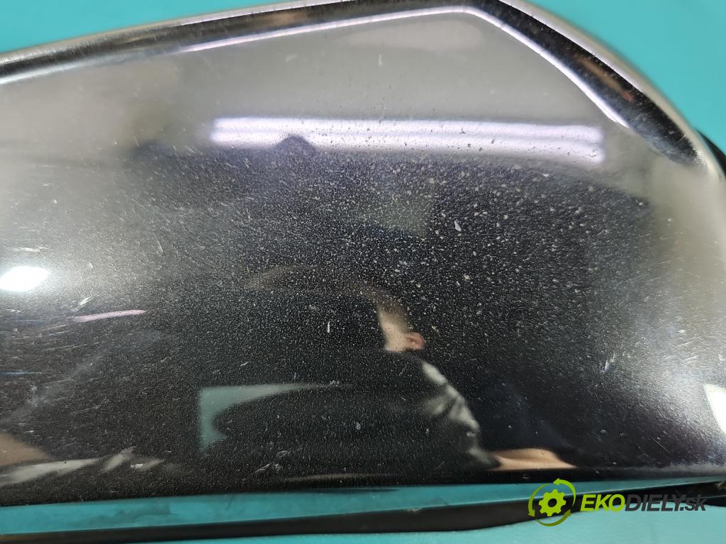 Mercedes 123 2.0d 60 hp manual 44 kW 1988 cm3 4- zpětné zrcátko pravé 1238110461 (Klika dveří ostatní)