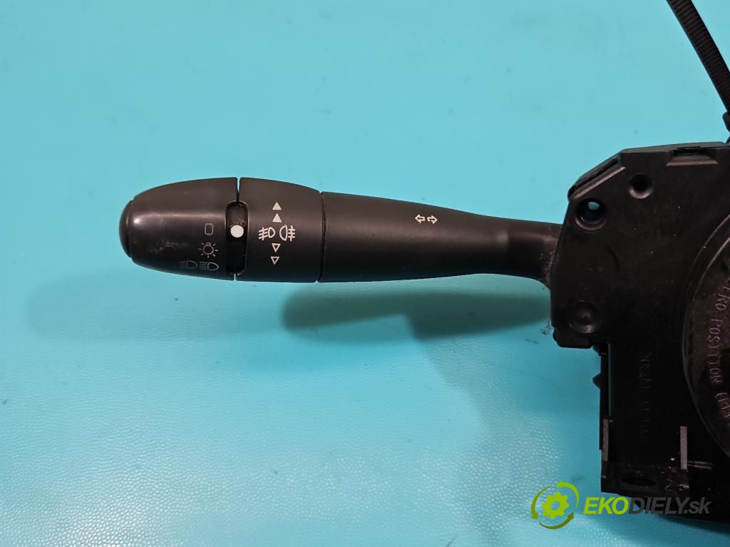 Citroen C3 I 2002-2009 1.4 8V 73 HP manual 54 kW 1360 cm3 5- prepínač komplex: 96640417XT (Prepínacie páčky pod volantom)