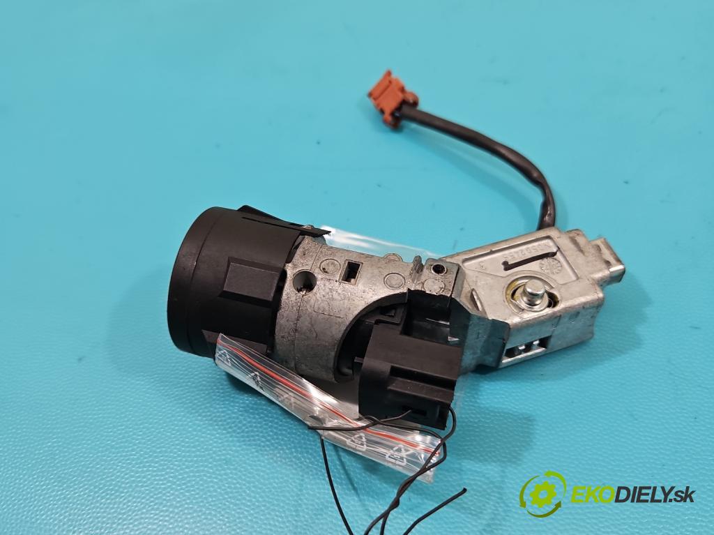 Citroen C3 I 2002-2009 1.4 8V 73 HP manual 54 kW 1360 cm3 5- Spínačka  (Spínacia skrinka)