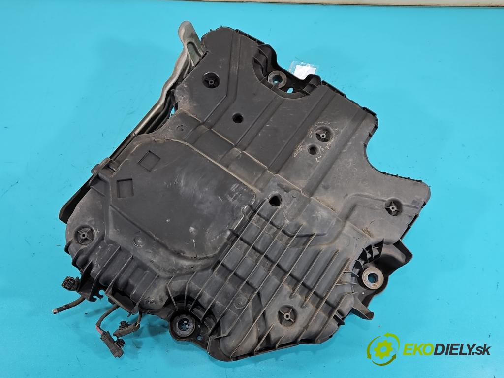Citroen C4 II 2010-2017 1.6 hdi 120 HP automatic 88 kW 1560 cm3 5- Nádrž: AdBlue: 12678023