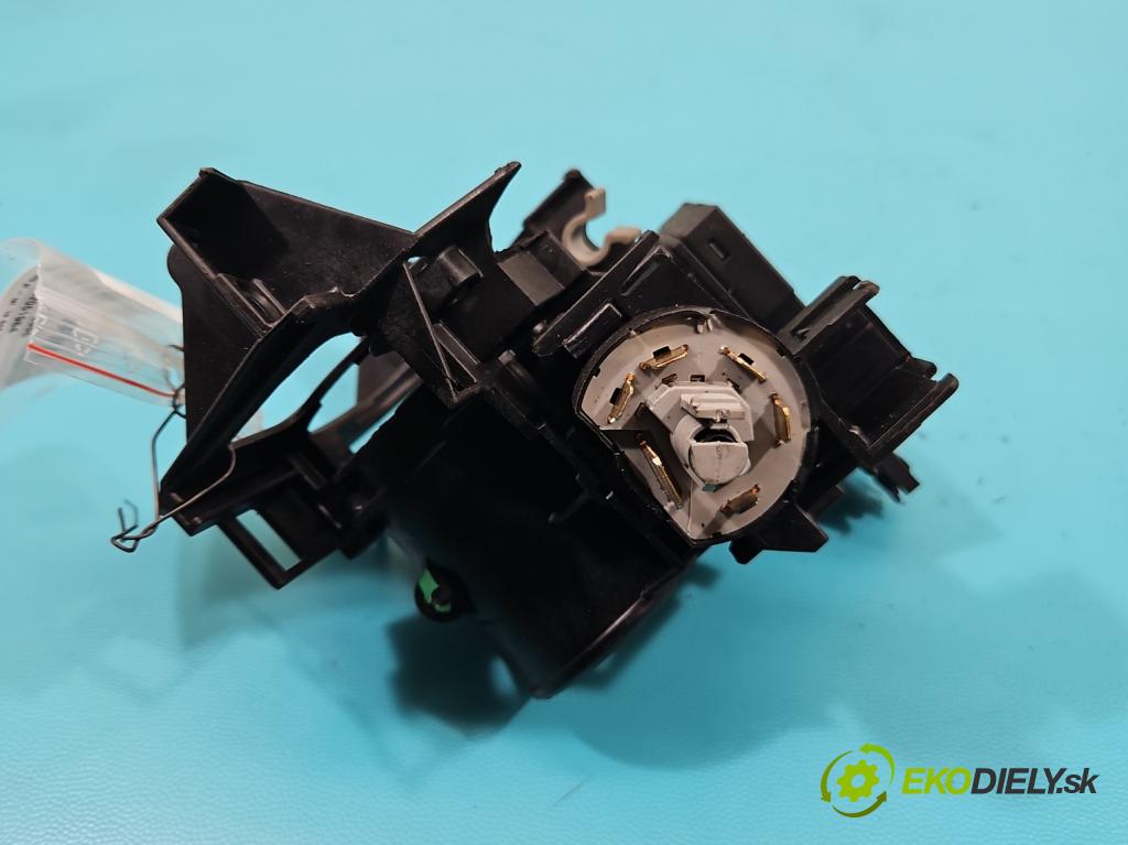 Opel Zafira A 1999-2005 2.0 dti 101 HP manual 74 kW 1995 cm3 5- Spínačka  (Spínacia skrinka)