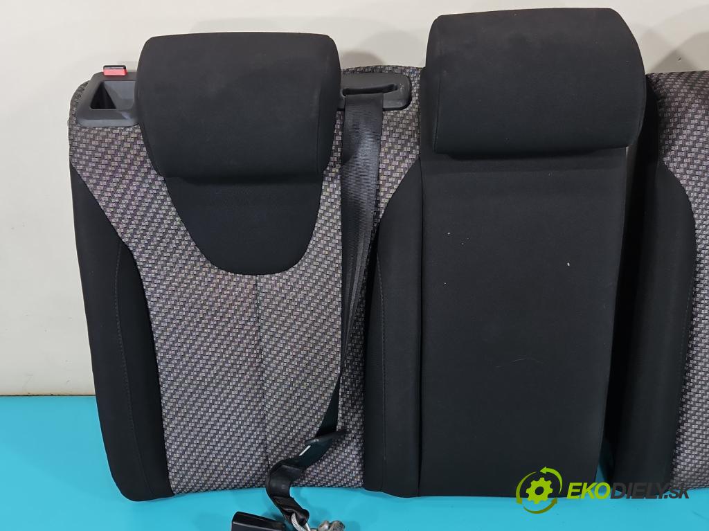 Seat Leon II 2005-2012 1.6 SR 102 hp manual 75 kW 1595 cm3 5- Pohovka: zadní  (Sedačky, sedadla)