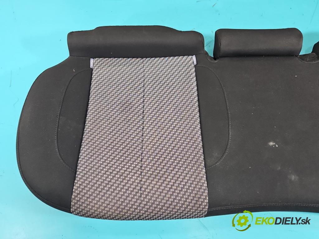 Seat Leon II 2005-2012 1.6 SR 102 hp manual 75 kW 1595 cm3 5- Pohovka: zadní  (Sedačky, sedadla)