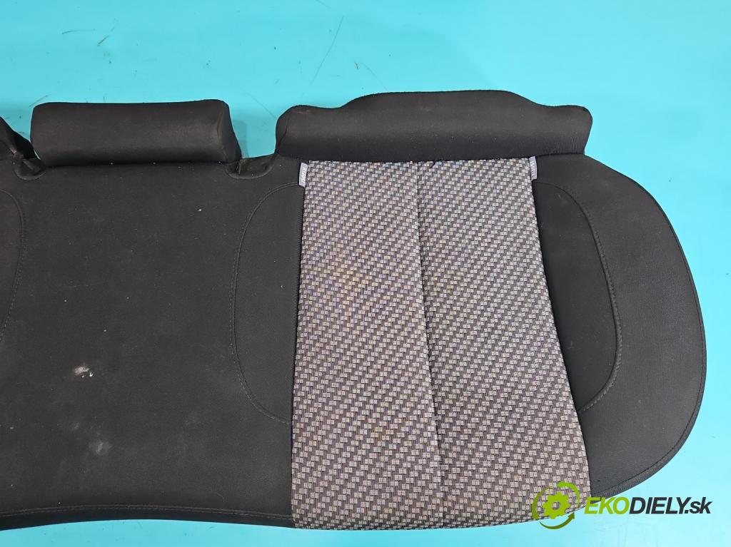 Seat Leon II 2005-2012 1.6 SR 102 hp manual 75 kW 1595 cm3 5- Pohovka: zadní  (Sedačky, sedadla)