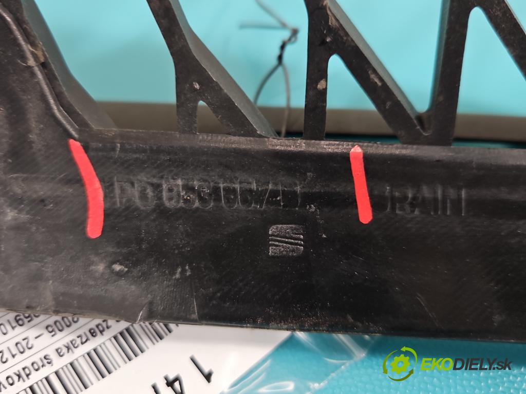 Seat Leon II 2005-2012 2.0 tdi 140 HP manual 103 kW 1968 cm3 5- blenda mriežka: nárazník stredová