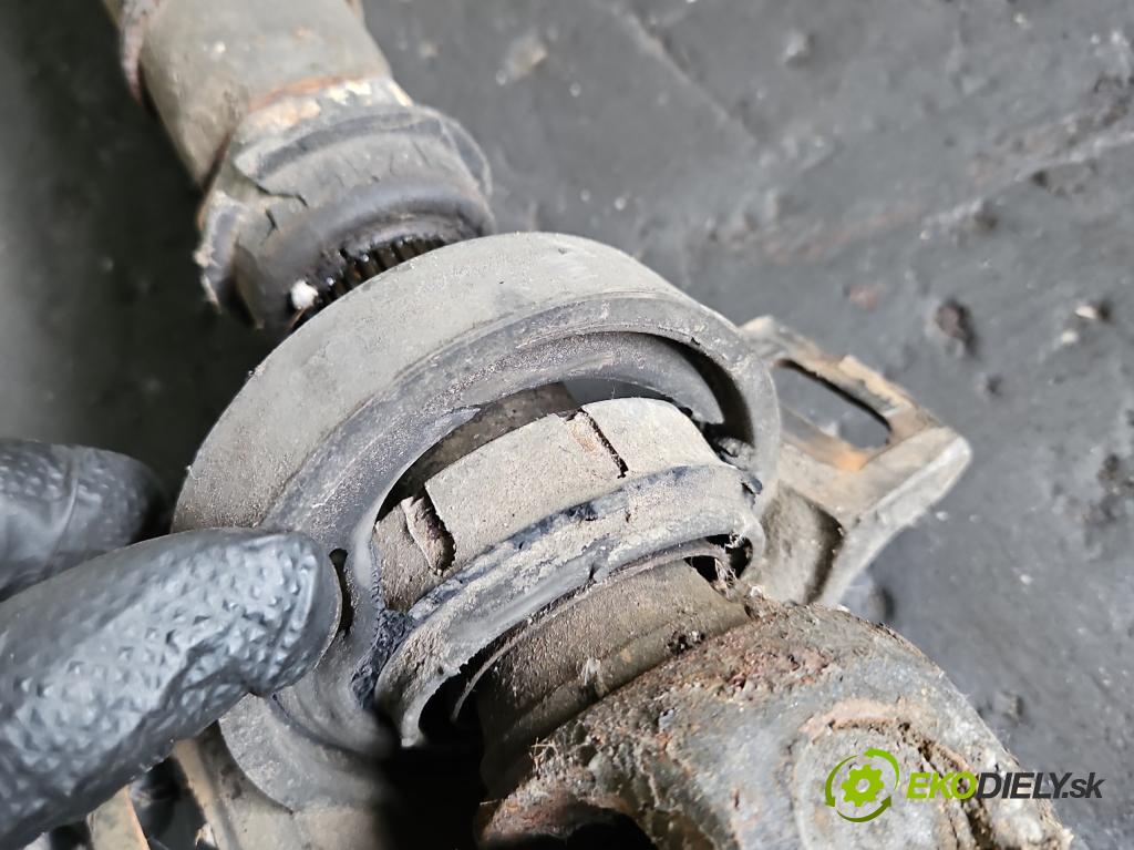 Mercedes 123 2.0d 60 hp manual 44 kW 1988 cm3 4- hřídel hnací zadní  (Kardanový hřídel)