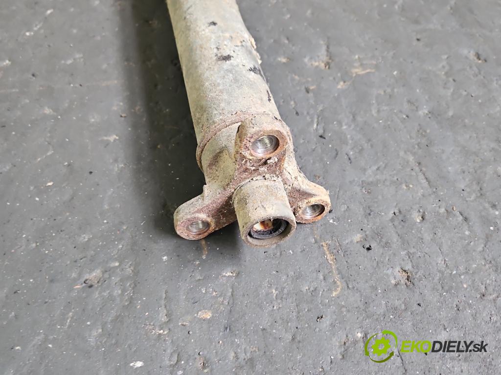 Mercedes 123 2.0d 60 hp manual 44 kW 1988 cm3 4- hřídel hnací zadní  (Kardanový hřídel)