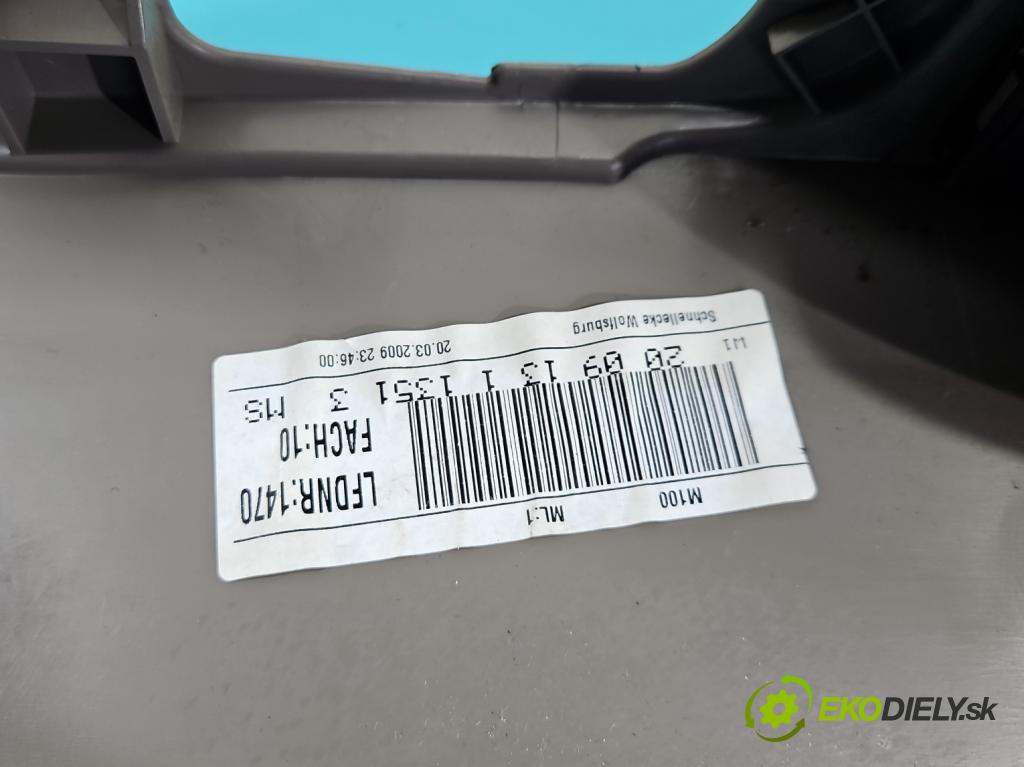 Vw Tiguan I 2007-2016 1.4 TSI 150 HP manual 110 kW 1390 cm3 5- operadlo  (Lakťová opierka)