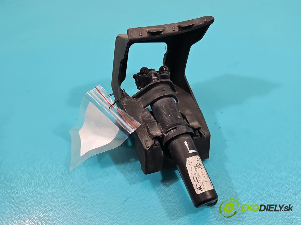 Vw Tiguan I 2007-2016 1.4 TSI 150 HP manual 110 kW 1390 cm3 5- ostrekovač reflektor: ľavý 5N0955979 (Motorček ostrekovačov)