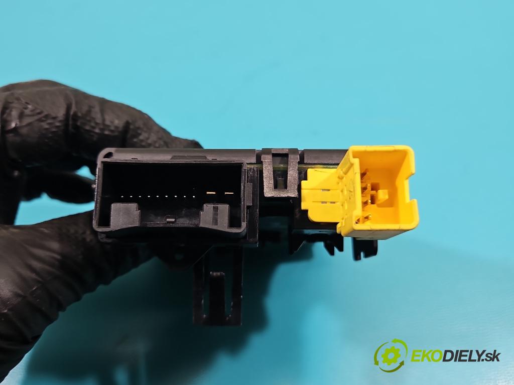 Vw Tiguan I 2007-2016 1.4 TSI 150 HP manual 110 kW 1390 cm3 5- riadiaca jednotka ostatné 1K0953549