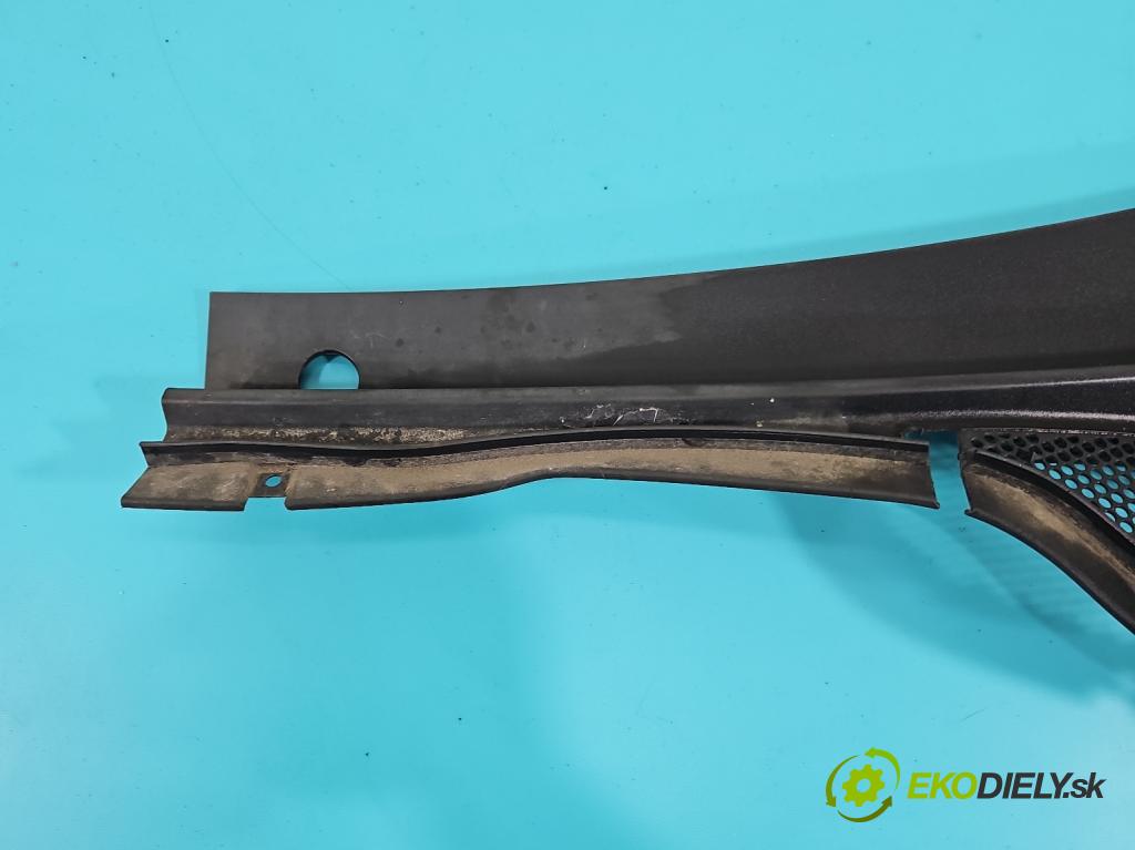 Vw Tiguan I 2007-2016 1.4 TSI 150 HP manual 110 kW 1390 cm3 5- torpédo 5N1819403 (Torpédo (plast pod čelným sklom))