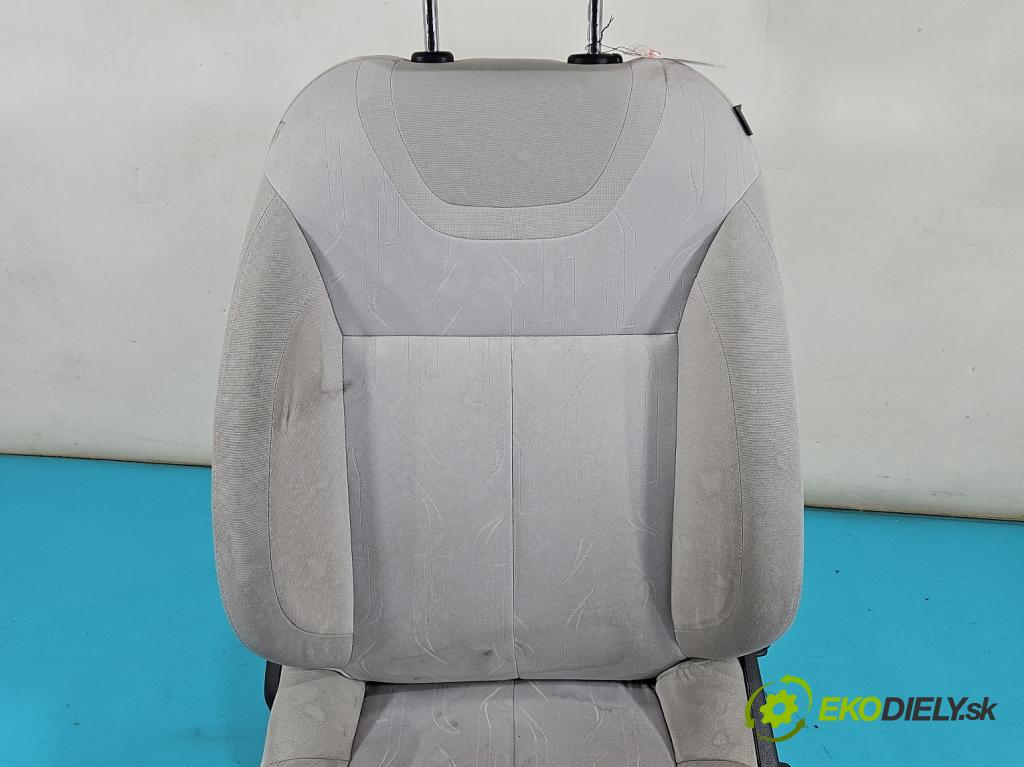 Citroen C4 II 2010-2017 1.6 16V 120 HP manual 88 kW 1598 cm3 5- Sedačka ľavý  (Sedadlo)