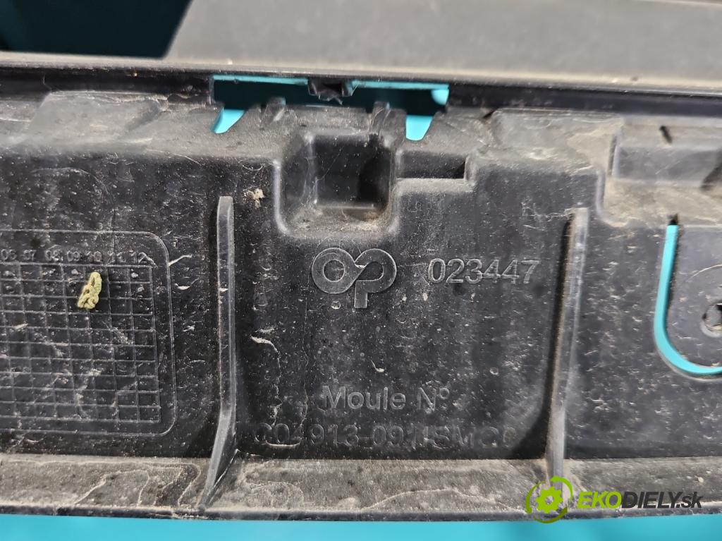 Citroen C4 II 2010-2017 1.6 16V 120 hp manual 88 kW 1598 cm3 5- stěna přední 9673046277 (Výztuhy přední)