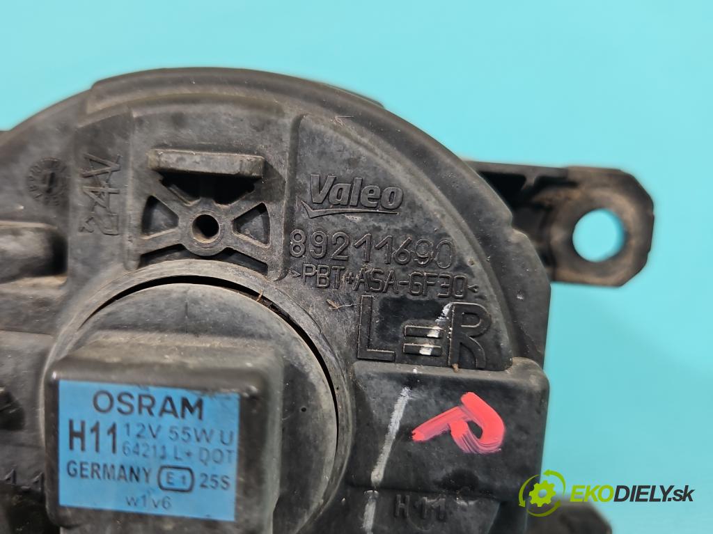 Citroen C4 II 2010-2017 1.6 16V 120 hp manual 88 kW 1598 cm3 5- Halogen pravý 89211690 (Klika dveří ostatní)