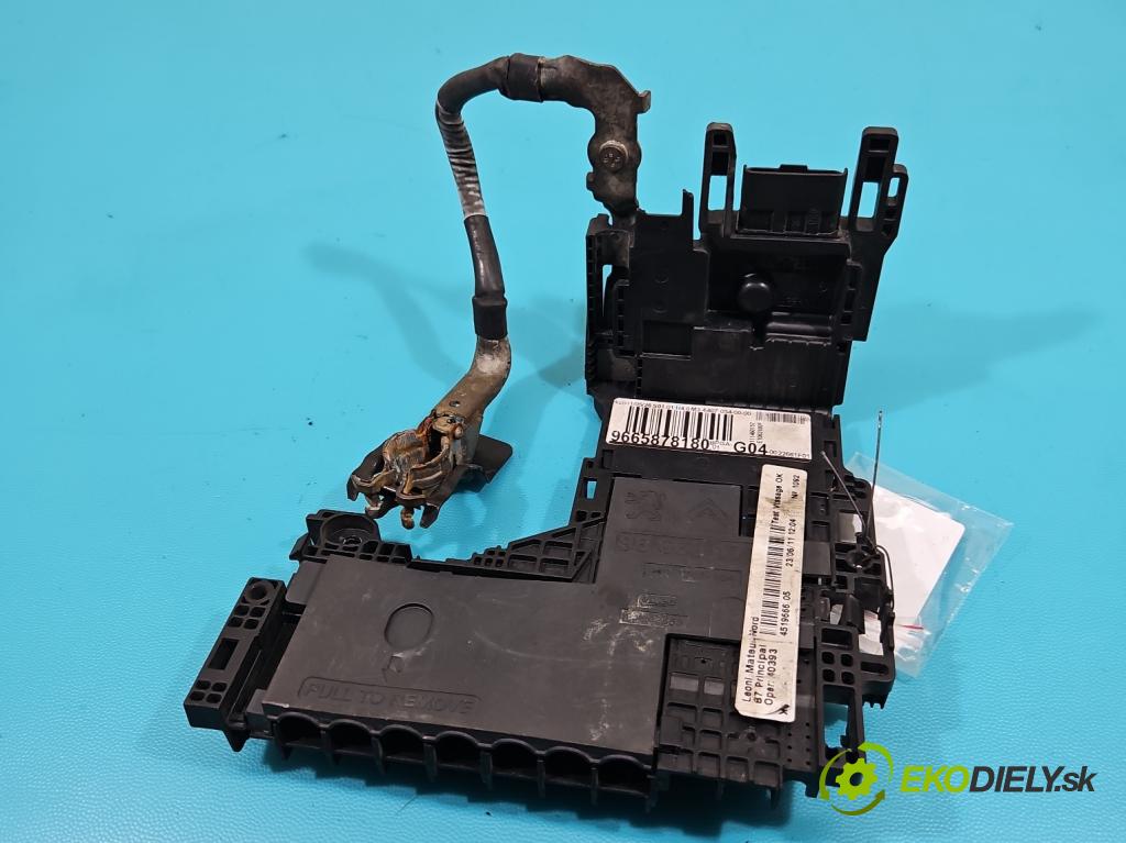 Citroen C4 II 2010-2017 1.6 16V 120 hp manual 88 kW 1598 cm3 5- kontakt plusová 9665878180
