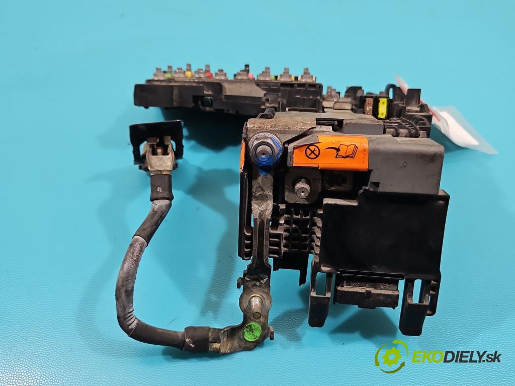Citroen C4 II 2010-2017 1.6 16V 120 hp manual 88 kW 1598 cm3 5- kontakt plusová 9665878180