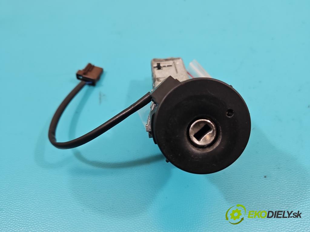 Citroen C4 II 2010-2017 1.6 16V 120 HP manual 88 kW 1598 cm3 5- Spínačka (Spínacia skrinka)