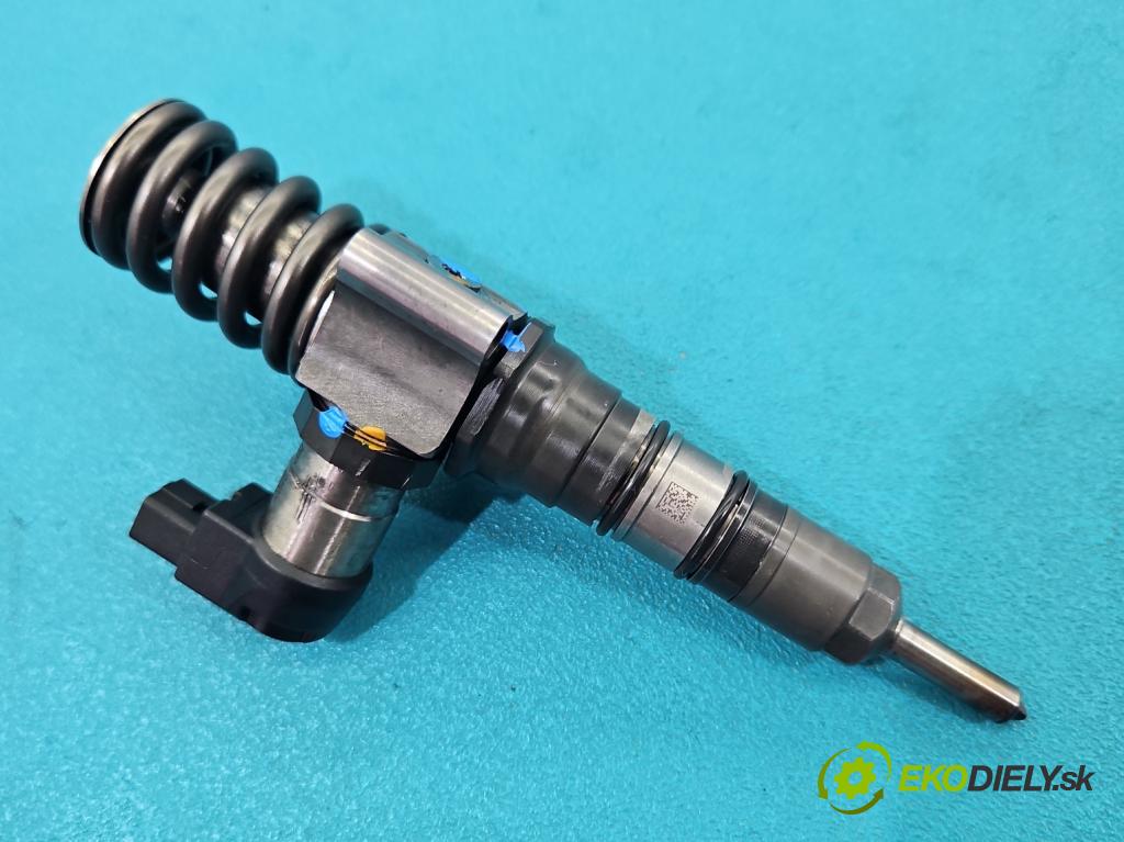 Audi A4 B7 2004-2008 2.0 tdi 170 HP manual 125 kW 1968 cm3 5- vstrekovacie čerpadlo 03G130073T (Vstrekovač paliva)