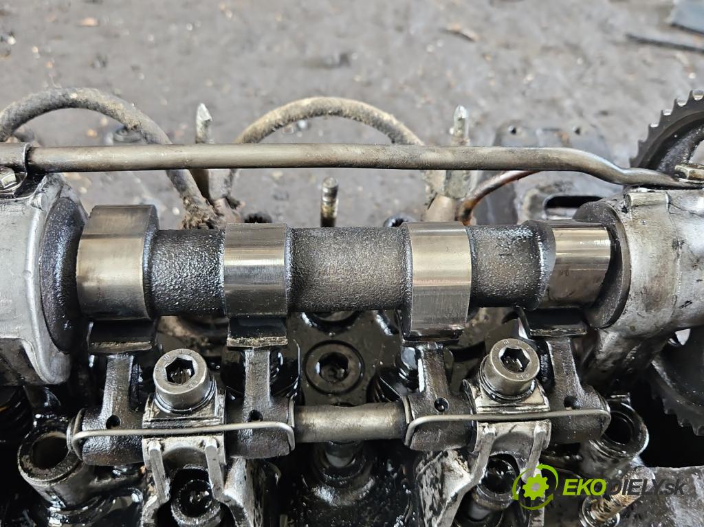 Mercedes 123 2.0d 60 hp manual 44 kW 1988 cm3 4- hlava motoru 615940