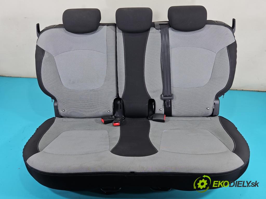 Renault Captur I 2013-2019 0.9 Tce 90 HP manual 66 kW 898 cm3 5- Pohovka: zadné  (Sedadlo)
