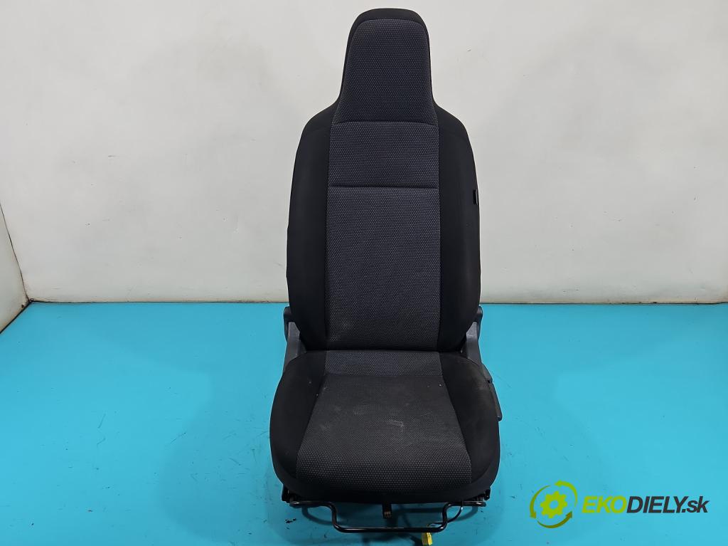 Skoda Citigo 2011-2019 1.0 MPI 75 HP manual 55 kW 999 cm3 3- Sedačka ľavý  (Sedadlo)