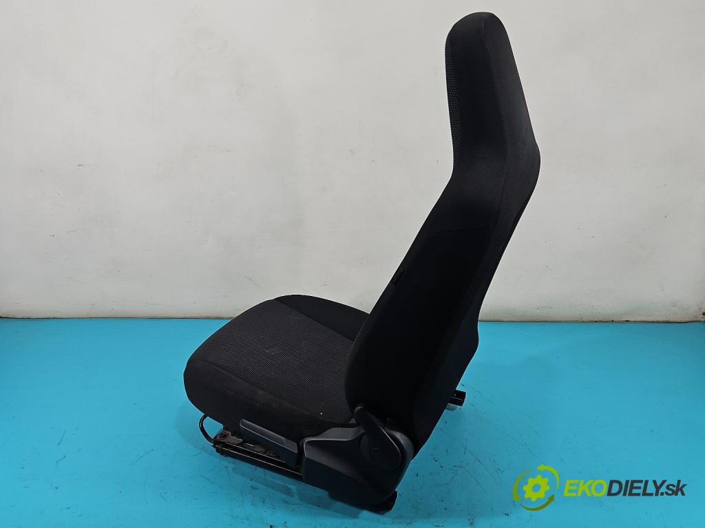 Skoda Citigo 2011-2019 1.0 MPI 75 HP manual 55 kW 999 cm3 3- Sedačka ľavý  (Sedadlo)