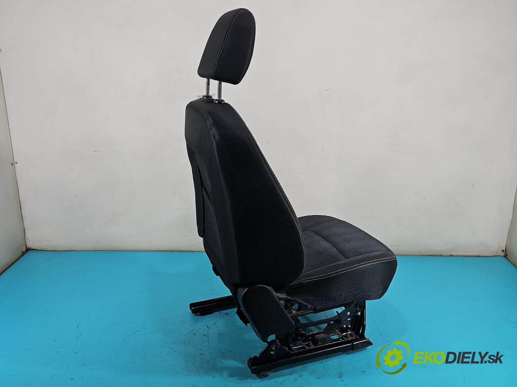 Nissan Qashqai I J10 2006-2013 2.0 dci 150 HP manual 110 kW 1995 cm3 5- Sedačka ľavý  (Sedadlo)