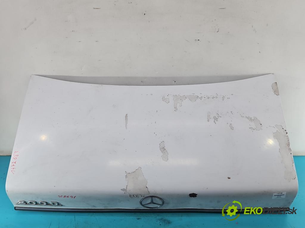 Mercedes 123 2.0d 60 HP manual 44 kW 1988 cm3 4- zadna kufor  (Kapota zadná (kufor))