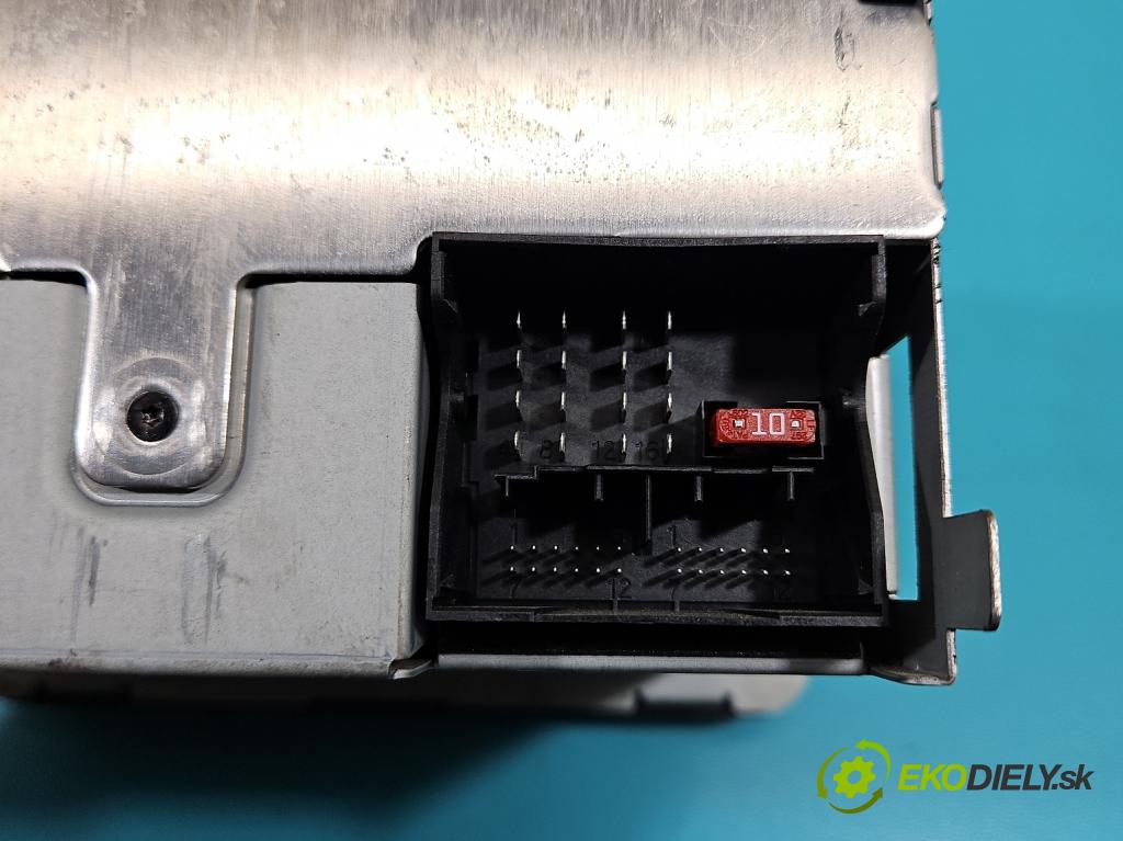 Vw Jetta V 2005-2010 1.9 tdi 105 HP manual 77 kW 1896 cm3 4- Radio originál 1K0035186T