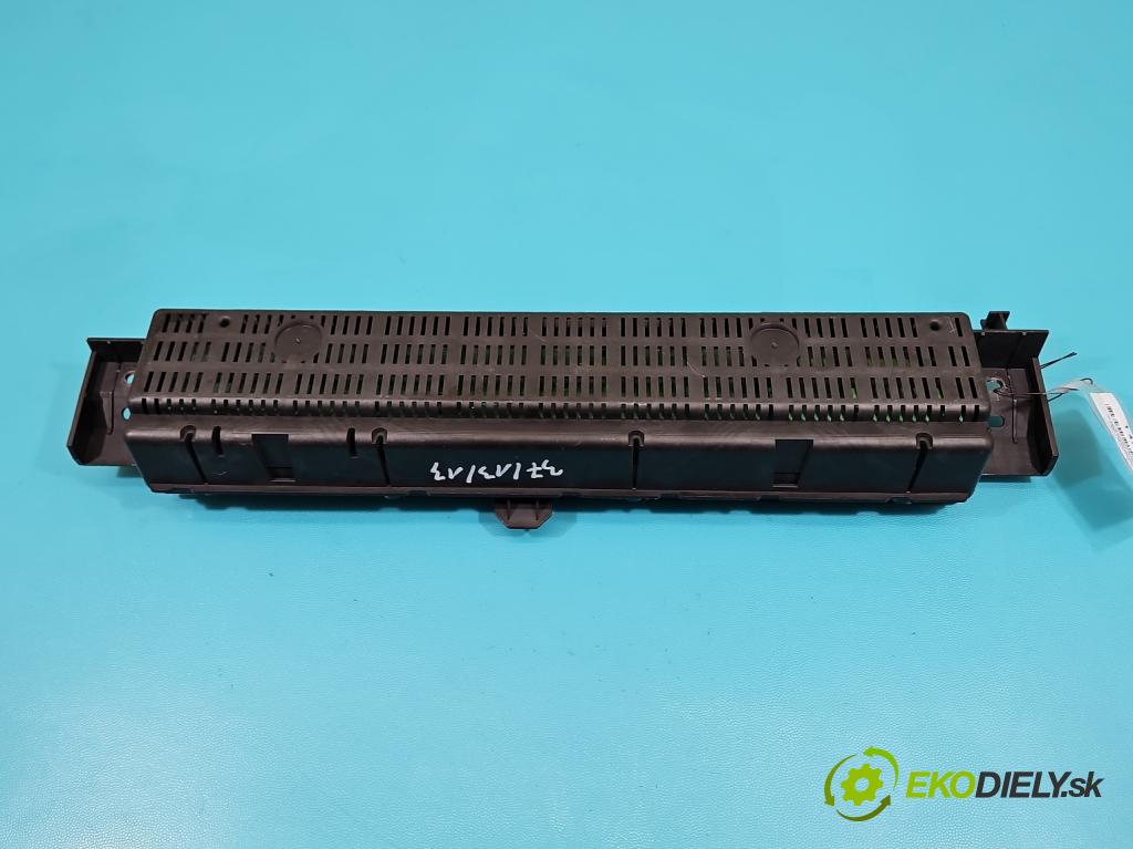 Renault Espace IV 2003-2014 2.0 T 163 HP manual 120 kW 1998 cm3 5- prístrojovka/ budíky P8200288816 (Prístrojová doska)