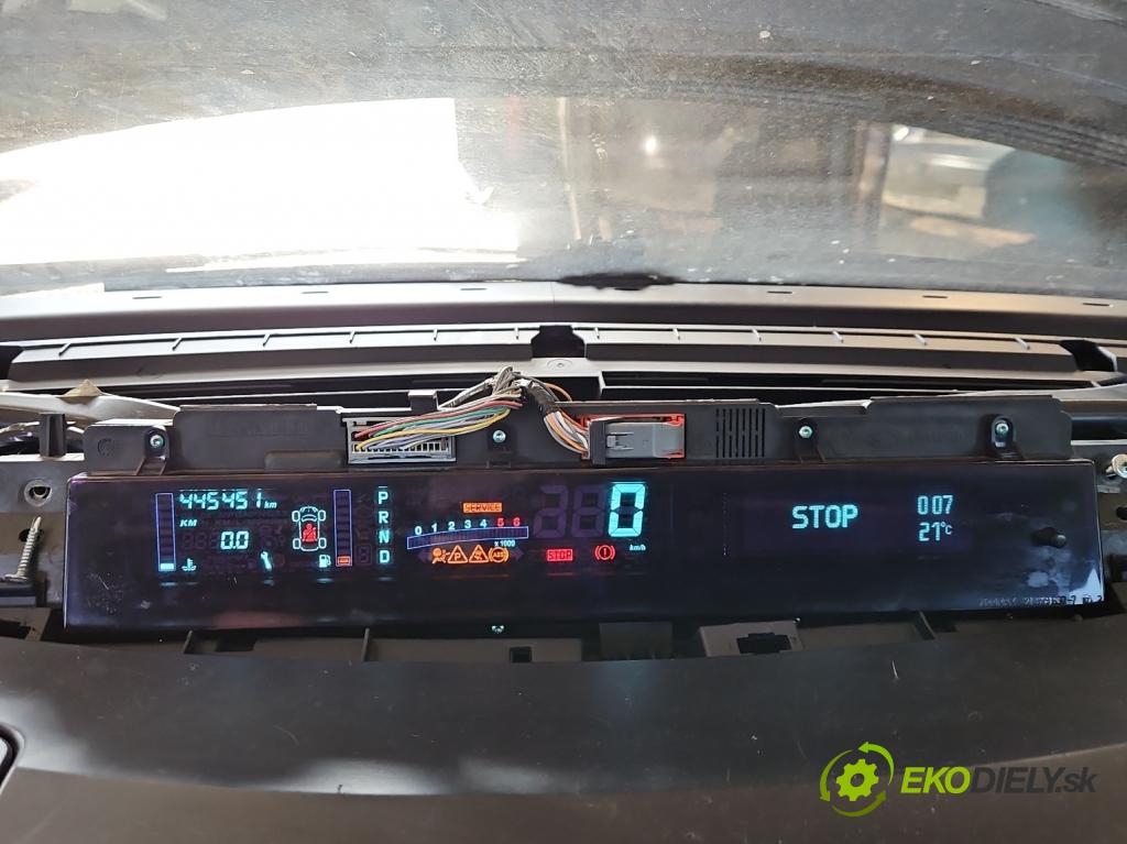 Renault Espace IV 2003-2014 2.0 T 163 HP manual 120 kW 1998 cm3 5- prístrojovka/ budíky P8200288816 (Prístrojová doska)