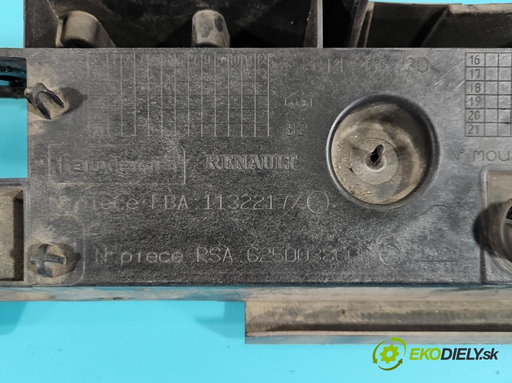 Renault Captur I 2013-2019 0.9 Tce 90 hp manual 66 kW 898 cm3 5- stěna přední 625003860R (Výztuhy přední)