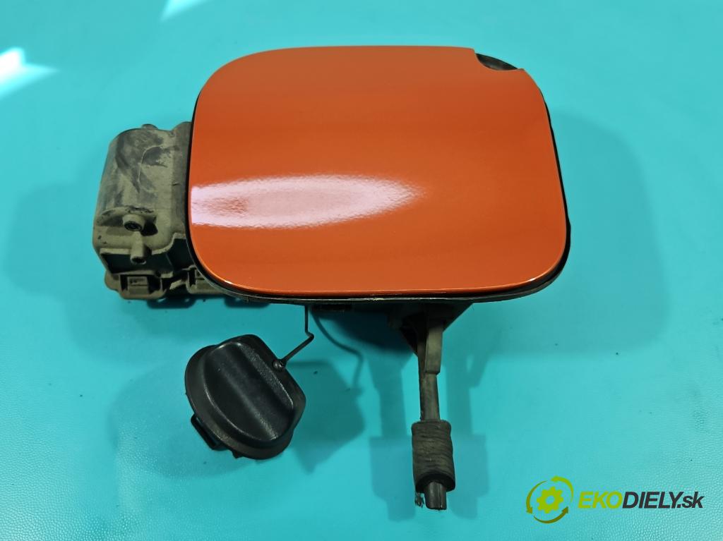 Renault Captur I 2013-2019 0.9 Tce 90 HP manual 66 kW 898 cm3 5- Klapka nádrže palivo  (Kľučka dverí ostatné)