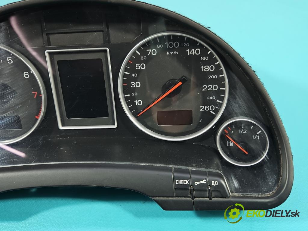 Audi A4 B6 2000-2004 2.0 20V 131 HP manual 96 kW 1984 cm3 4- prístrojovka/ budíky 8E0920900F (Prístrojová doska)