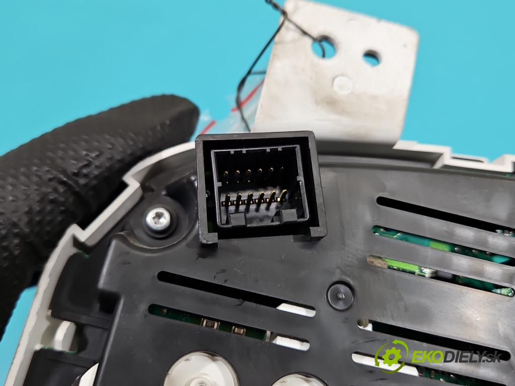 Kia Ceed I 2006-2012 1.6 crdi 116 HP manual 85 kW 1582 cm3 5- prístrojovka/ budíky 94024-1H011 (Prístrojová doska)