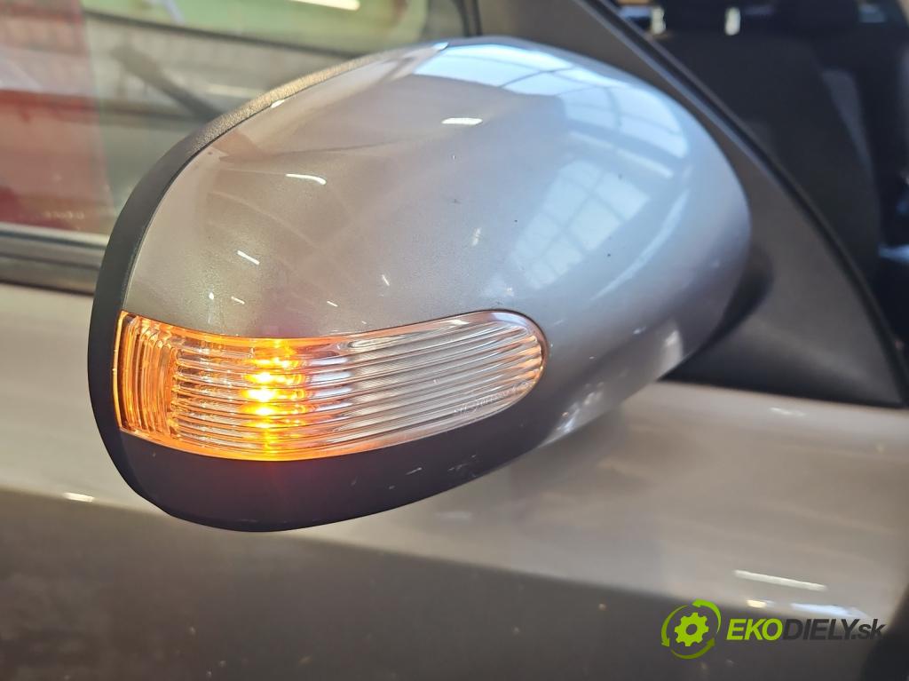 Kia Ceed I 2006-2012 1.6 crdi 116 hp manual 85 kW 1582 cm3 5- zpětné zrcátko pravé  (Klika dveří ostatní)