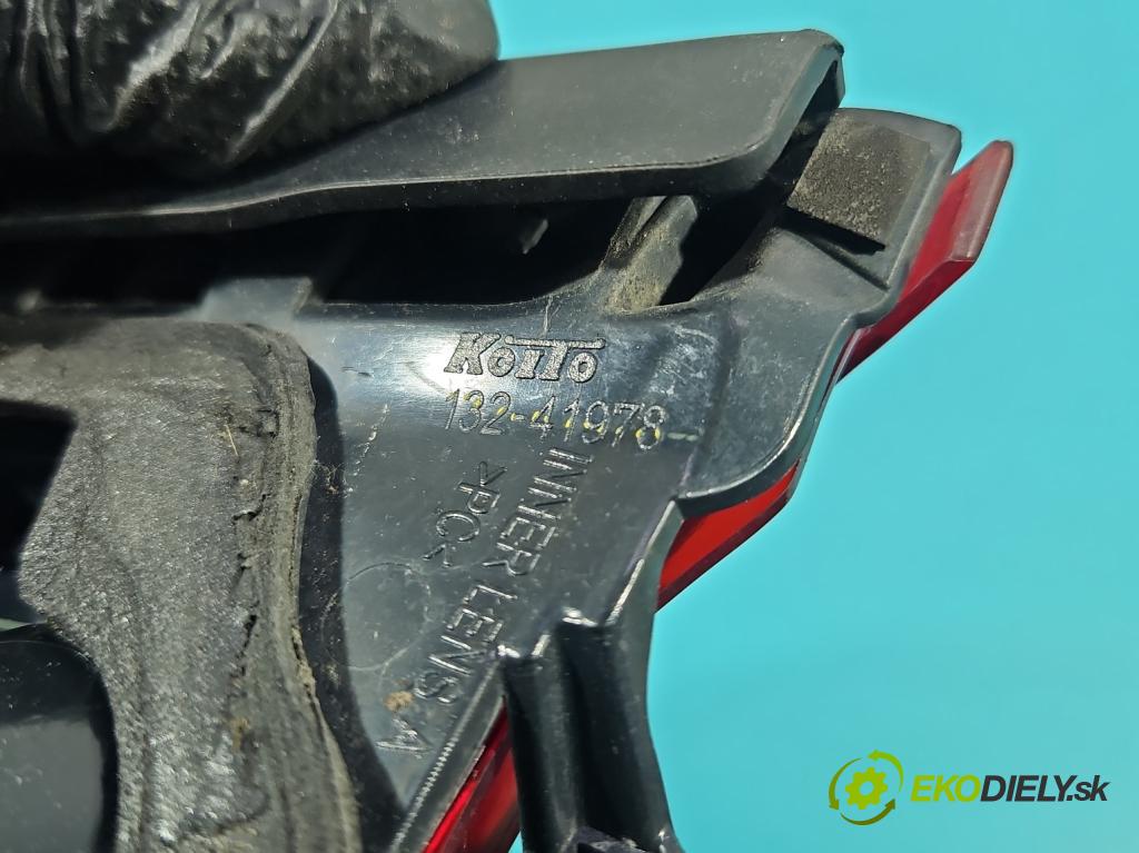 Mazda 6 III GJ 2012-2024 2.2d 150 HP manual 110 kW 2190 cm3 4- svetlo / reflektor zadné pravé 132-41978 (Kľučka dverí ostatné)