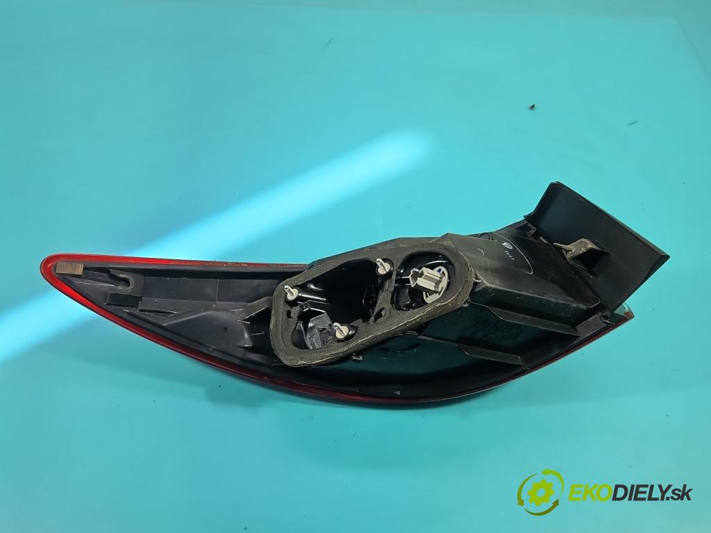 Mazda 6 III GJ 2012-2024 2.2d 150 HP manual 110 kW 2190 cm3 4- svetlo / reflektor zadné pravé 220-41957 (Kľučka dverí ostatné)