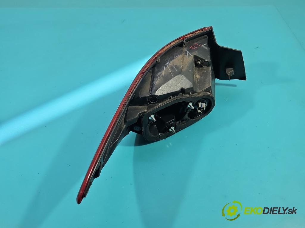 Mazda 6 III GJ 2012-2024 2.2d 150 HP manual 110 kW 2190 cm3 4- svetlo / reflektor zadné pravé 220-41957 (Kľučka dverí ostatné)